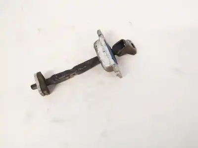 Pièce détachée automobile d'occasion charnière pour hyundai i30 1.6 crdi cat références oem iam 