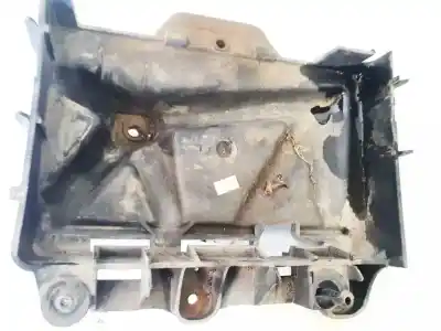 Pezzo di ricambio per auto di seconda mano Medio per VOLKSWAGEN POLO (9N1) 1.9 TDI Riferimenti OEM IAM 6Q0915331D  