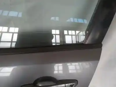 Pezzo di ricambio per auto di seconda mano plastica per mazda 3 lim. (bl) 1.6 16v cat riferimenti oem iam   