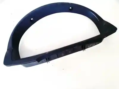 Peça sobressalente para automóvel em segunda mão molduras frontais por hyundai getz (tb) 1.3 básico referências oem iam 848301c000