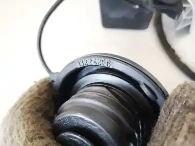 Автозапчасти б/у наружная крышка топлива за opel corsa d 1.3 16v cdti ссылки oem iam 13224256  