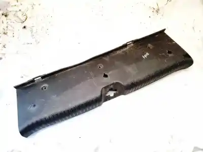 Peça sobressalente para automóvel em segunda mão plásticos por hyundai getz (tb) 1.5 crdi referências oem iam 857701c110