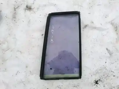 Second-hand car spare part right rear triangle quarter glass for ssangyong musso 2.9 70 kw oem iam references  Second-hand car spare part right rear triangle quarter glass for ssangyong musso 2.9 70 kw oem iam references