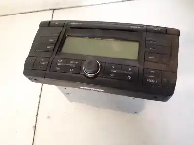 Gebrauchtes Autoersatzteil AUDIOSYSTEM / RADIO-CD zum SKODA OCTAVIA II COMBI (1Z5)  OEM-IAM-Referenzen 1Z0035161B  
