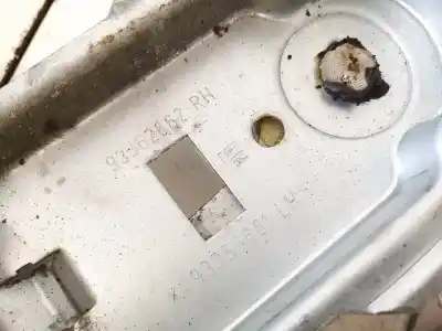 Peça sobressalente para automóvel em segunda mão elevador de vidros dianteira esquerda por opel meriva b 1.7 16v cdti referências oem iam 93362662  93362661