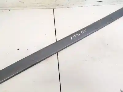 Second-hand car spare part plastics for opel zafira b 1.9 cdti oem iam references 13137772