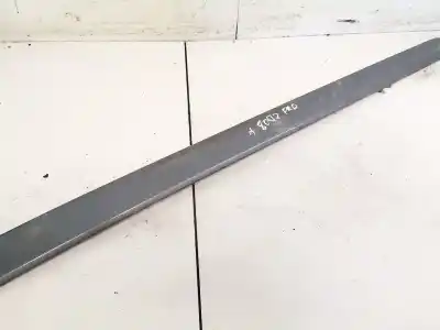 Second-hand car spare part plastics for opel zafira b 1.9 cdti oem iam references 13137773