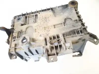 Second-hand car spare part medium for opel corsa c 1.2 16v cat (z 12 xep / lb4) oem iam references 13235642  