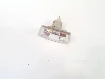 Автозапчасти б/у левый боковой фонарь за opel corsa c 1.2 16v cat (z 12 xep / lb4) ссылки oem iam 13252455