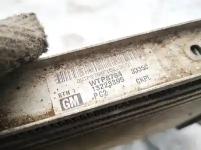 Peça sobressalente para automóvel em segunda mão intercooler por opel zafira b 1.9 cdti referências oem iam 13223395  