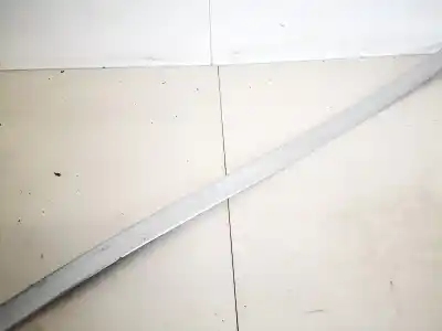 Second-hand car spare part plastics for opel meriva b 1.7 16v cdti oem iam references 93318765