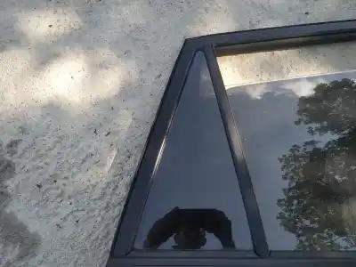 Peça sobressalente para automóvel em segunda mão vidro custódia triangular traseiro direito por toyota corolla (e11) 2.0 d-4d linea sol referências oem iam   