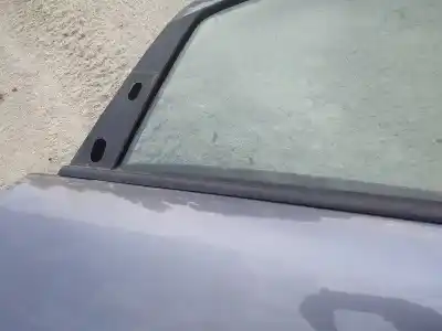 Pezzo di ricambio per auto di seconda mano plastica per opel zafira b 1.9 cdti riferimenti oem iam   