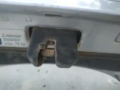 Автозапчастина б/у замок багажника / ворот для audi a8 (d2) 2.5 tdi посилання на oem iam   