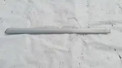 Second-hand car spare part plastics for opel meriva b 1.7 16v cdti oem iam references 93318773