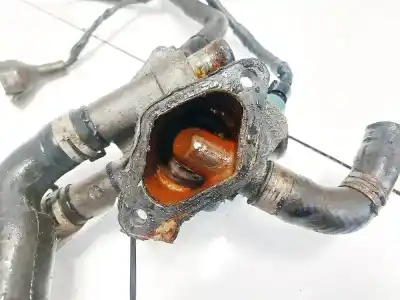 Second-hand car spare part thermostat for opel astra g caravan 1.7 16v dti cat (y 17 dt / lr6) oem iam references   