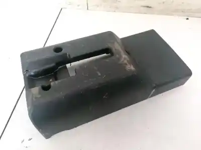 Pezzo di ricambio per auto di seconda mano plastica per ford fiesta (cbk) 1.4 16v cat riferimenti oem iam 748889