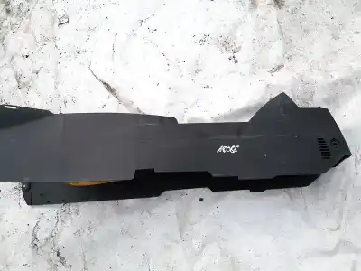 Pezzo di ricambio per auto di seconda mano plastica per opel meriva b 1.7 16v cdti riferimenti oem iam   