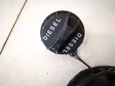 Pezzo di ricambio per auto di seconda mano tappo esterno del carburante per hyundai i30 1.6 crdi cat riferimenti oem iam 