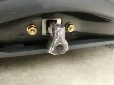 Second-hand car spare part hinge for toyota corolla (e11) 2.0 d-4d linea sol oem iam references   