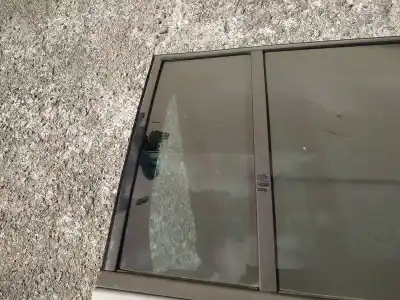 Second-hand car spare part right rear triangle quarter glass for renault espace iv (jko) 1.9 authentique [1.9 ltr. - 88 kw dci diesel] oem iam references 