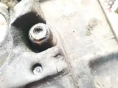 Second-hand car spare part engine cover for toyota corolla (e11) 2.0 d-4d linea sol oem iam references   