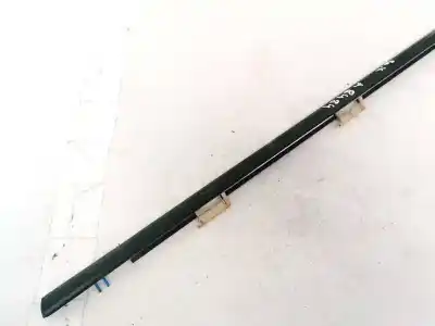 Peça sobressalente para automóvel em segunda mão plásticos por honda fr-v (be) 2.0 executive referências oem iam 