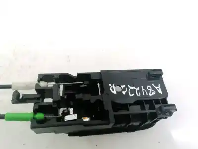 Second-hand car spare part interior right rear handle for toyota corolla (e11) 2.0 d-4d linea sol oem iam references   