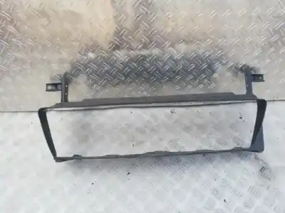 Peça sobressalente para automóvel em segunda mão plásticos por volvo v50 (545) 2.0 d referências oem iam 