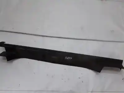 Peça sobressalente para automóvel em segunda mão plásticos por opel zafira b 1.6 16v referências oem iam 13129337