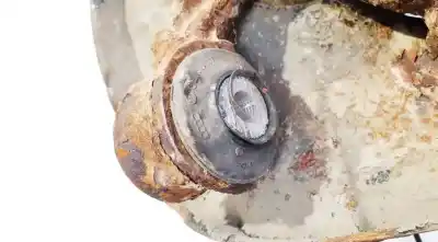 Second-hand car spare part rear right knuckle for audi a4, b7 2004.11 - 2008.06 2.0 tdi 103kw 2004.11 - 2008.06 oem iam references   