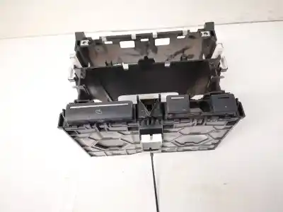 Автозапчасти б/у пластики за audi a3 (8p) 1.6 attraction ссылки oem iam 8p0858005b