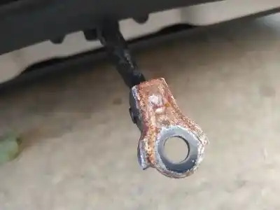 Pezzo di ricambio per auto di seconda mano cerniera per hyundai i30 1.6 crdi cat riferimenti oem iam 