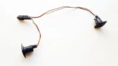 Peça sobressalente para automóvel em segunda mão comandos do volante por opel vectra b caravan 2.0 dti referências oem iam 507549