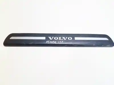 Peça sobressalente para automóvel em segunda mão plásticos por volvo v50 (545) 2.0 d referências oem iam 08622671