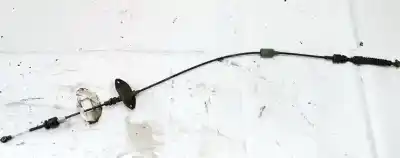 Pièce détachée automobile d'occasion levier de frein a main pour hyundai i30 1.6 crdi cat références oem iam 2r1000e27