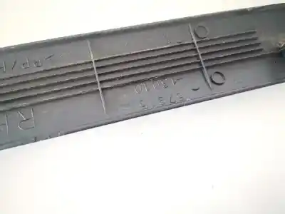 Pezzo di ricambio per auto di seconda mano plastica per toyota corolla (e11) 2.0 d-4d linea sol riferimenti oem iam 6791513010  67915-13010