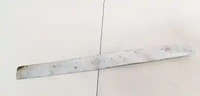 Pezzo di ricambio per auto di seconda mano plastica per bmw x3 (e83) 2.0d riferimenti oem iam   