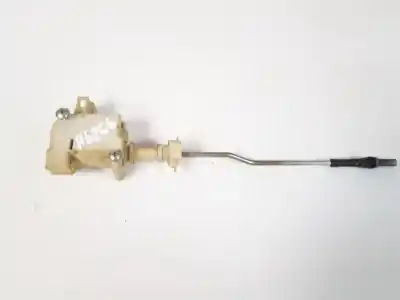 Pièce détachée automobile d'occasion couvercle extérieur du moteur carburant pour volkswagen golf v (1k1) 1.6 fsi références oem iam 1k6810773