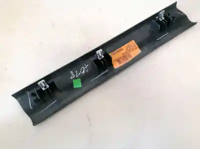 Pezzo di ricambio per auto di seconda mano plastica per dodge journey 2.0 16v crd cat riferimenti oem iam 100013355  