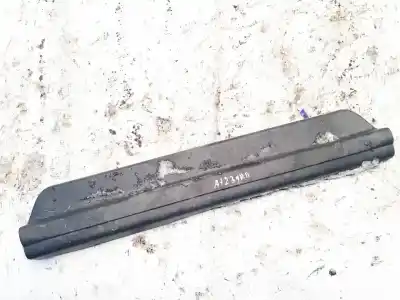 Pezzo di ricambio per auto di seconda mano plastica per hyundai i30 1.6 crdi cat riferimenti oem iam 858802e000wk