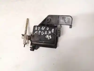 Автозапчастина б/у паливна зовнішня кришка двигуна для RENAULT MEGANE I SCENIC (JA0) 1.9 dTi Diesel CAT Посилання на OEM IAM 7700838340  