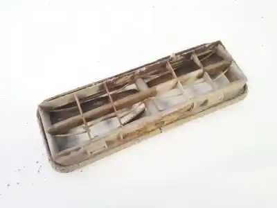 Peça sobressalente para automóvel em segunda mão plásticos por opel vectra b caravan 2.0 dti referências oem iam 