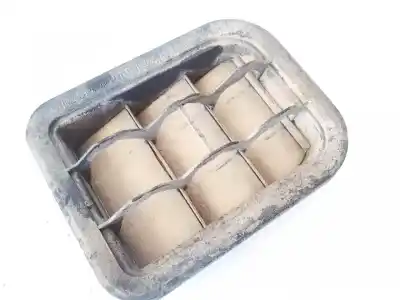 Second-hand car spare part plastics for opel meriva b 1.7 16v cdti oem iam references 93335189