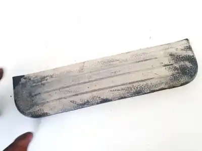 Peça sobressalente para automóvel em segunda mão plásticos por hyundai getz (tb) 1.3 básico referências oem iam 858861c000