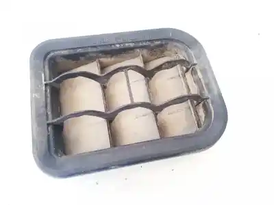 Second-hand car spare part plastics for opel meriva b 1.7 16v cdti oem iam references 93335189