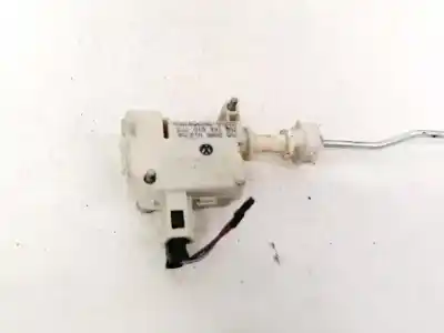 Автозапчасти б/у наружная крышка двигателя топливо за volkswagen golf v variant (1k5) 1.9 tdi ссылки oem iam 1k6810773  