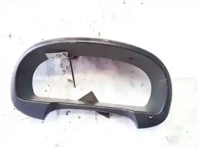 Peça sobressalente para automóvel em segunda mão molduras frontais por hyundai i30 1.6 crdi cat referências oem iam 848302l000