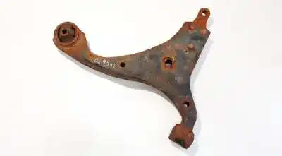 Pezzo di ricambio per auto di seconda mano braccio sospensione inferiore anteriore destro per hyundai i30 1.6 crdi cat riferimenti oem iam 