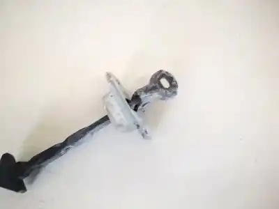 Second-hand car spare part hinge for mazda 3 (bk) 1.6 di turbo oem iam references   